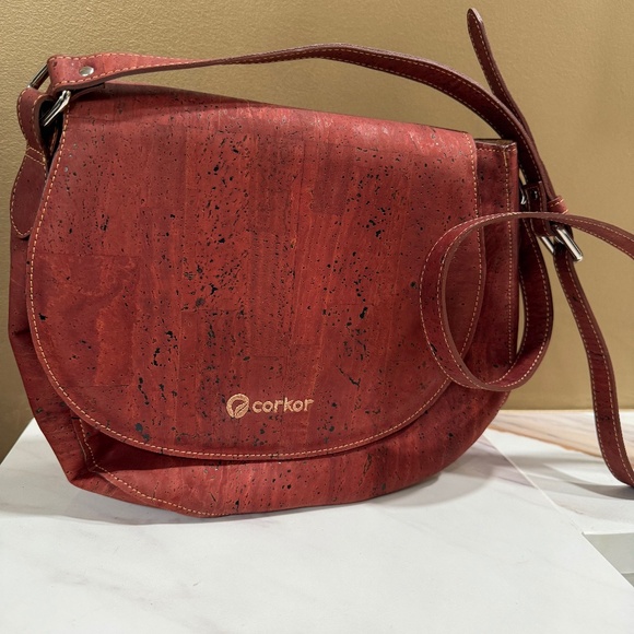 Corkor Saddle Bag, cross body, Rust color, Interior pocket, vegan - Picture 1 of 5
